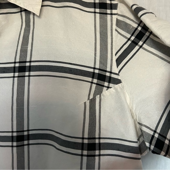 Avenue Plus Size Cropped Silk Button Up Plaid side vents sailor collar Slubbed - Picture 4 of 8